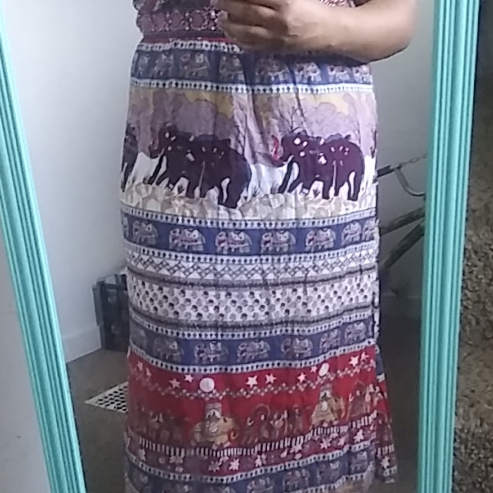 Dress - Picture 2 of 2